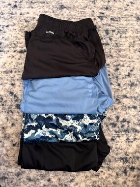 4 pair bundled Athletic Works Black, Light Blue & Navy Camo Kids Shorts